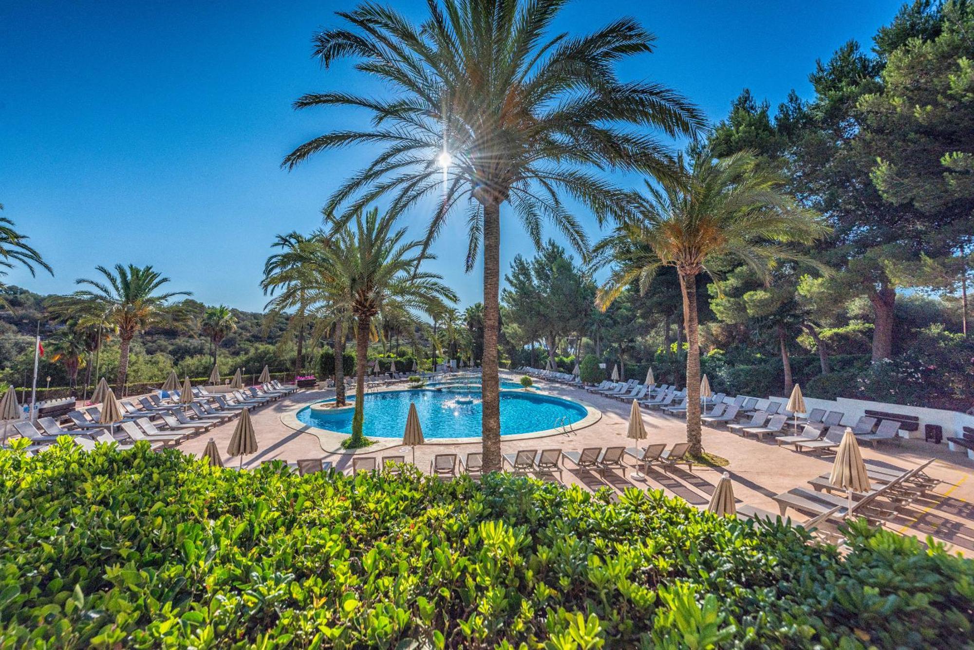 Grupotel Club Cala Marsal - New Reopening 2025 Puerto Colom Ngoại thất bức ảnh